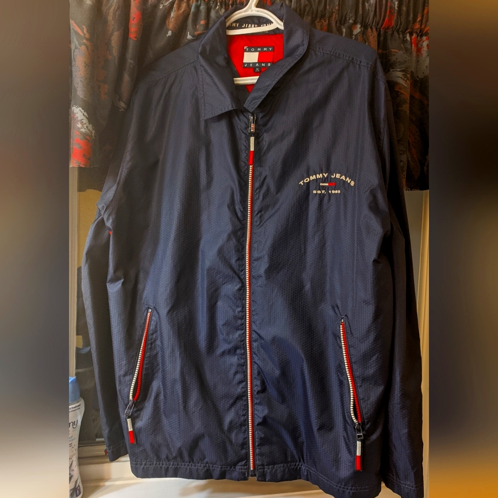Tommy Hilfiger Zipped Windbreaker Jacket
